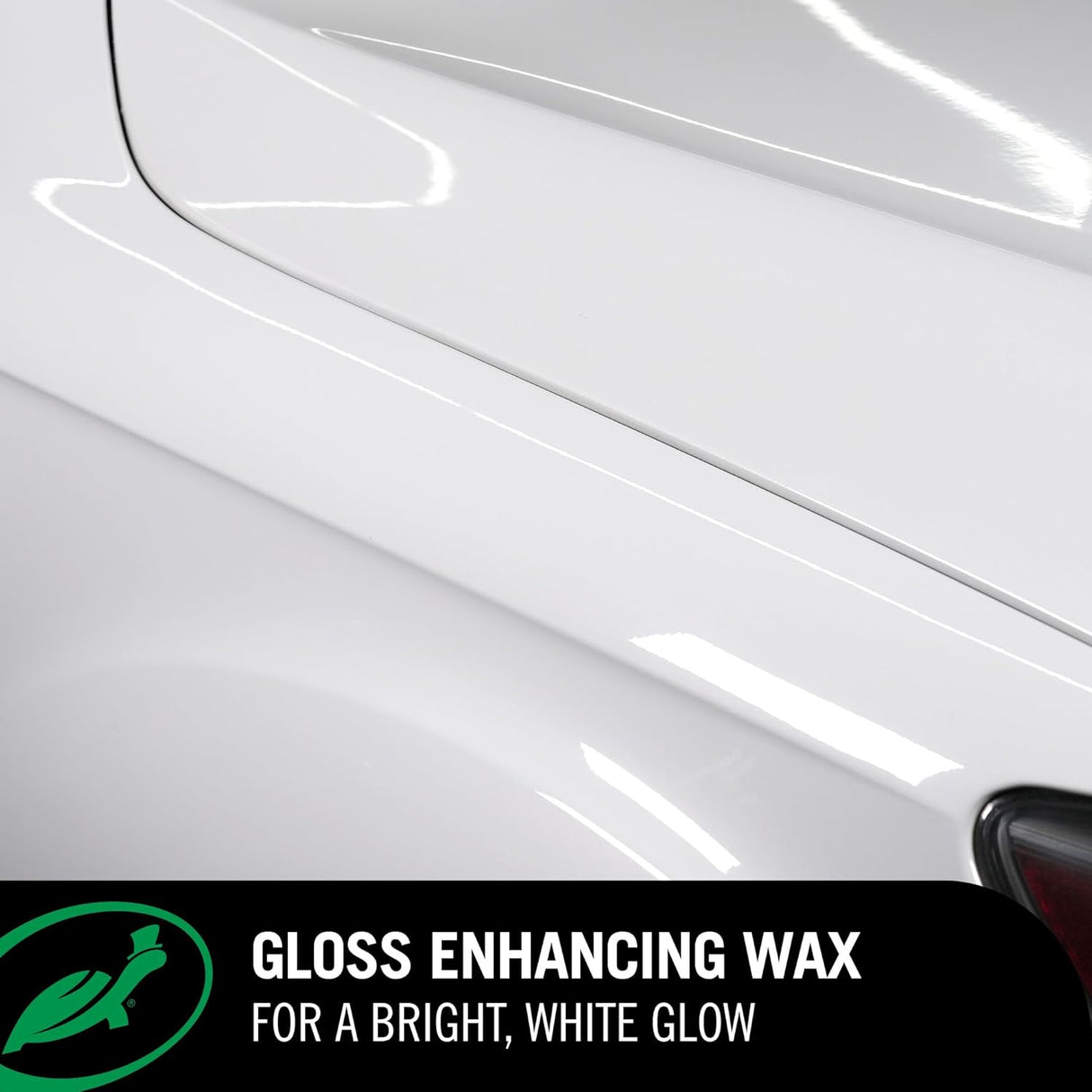 Turtle Wax 52712 Professional Finish Color Magic Autolackpolitur – Stellt wieder her, reinigt und glänzt – Langanhaltender Schutz mit Dynamic Color Boost – Einfache Anwendung – Weiß, 500 ml