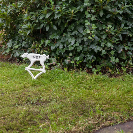 Esschert Design Dog sign peeing "No!" white